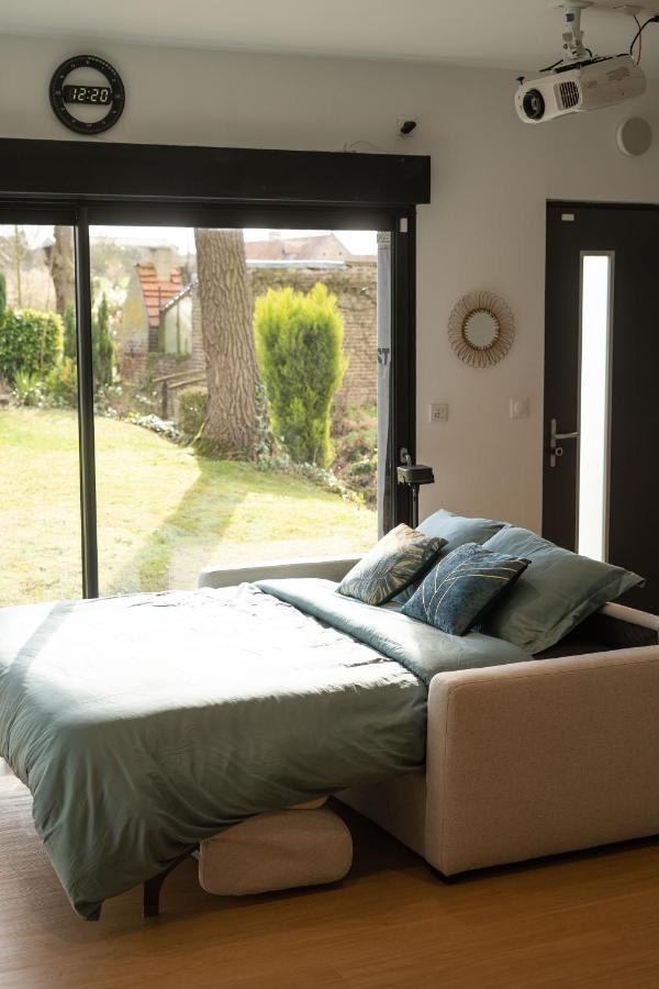 Capsule Nature & Photos - Jacuzzi - Netflix & Home Cinema - Ps5 & Jeu Thun-Saint-Martin Exterior photo