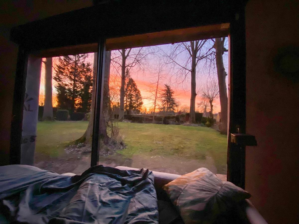 Capsule Nature & Photos - Jacuzzi - Netflix & Home Cinema - Ps5 & Jeu Thun-Saint-Martin Exterior photo