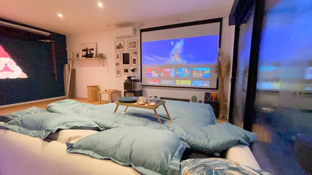Capsule Nature & Photos - Jacuzzi - Netflix & Home Cinema - Ps5 & Jeu Thun-Saint-Martin Exterior photo