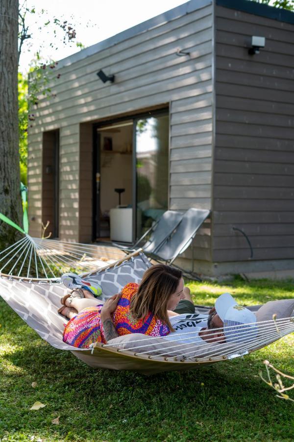 Capsule Nature & Photos - Jacuzzi - Netflix & Home Cinema - Ps5 & Jeu Thun-Saint-Martin Exterior photo