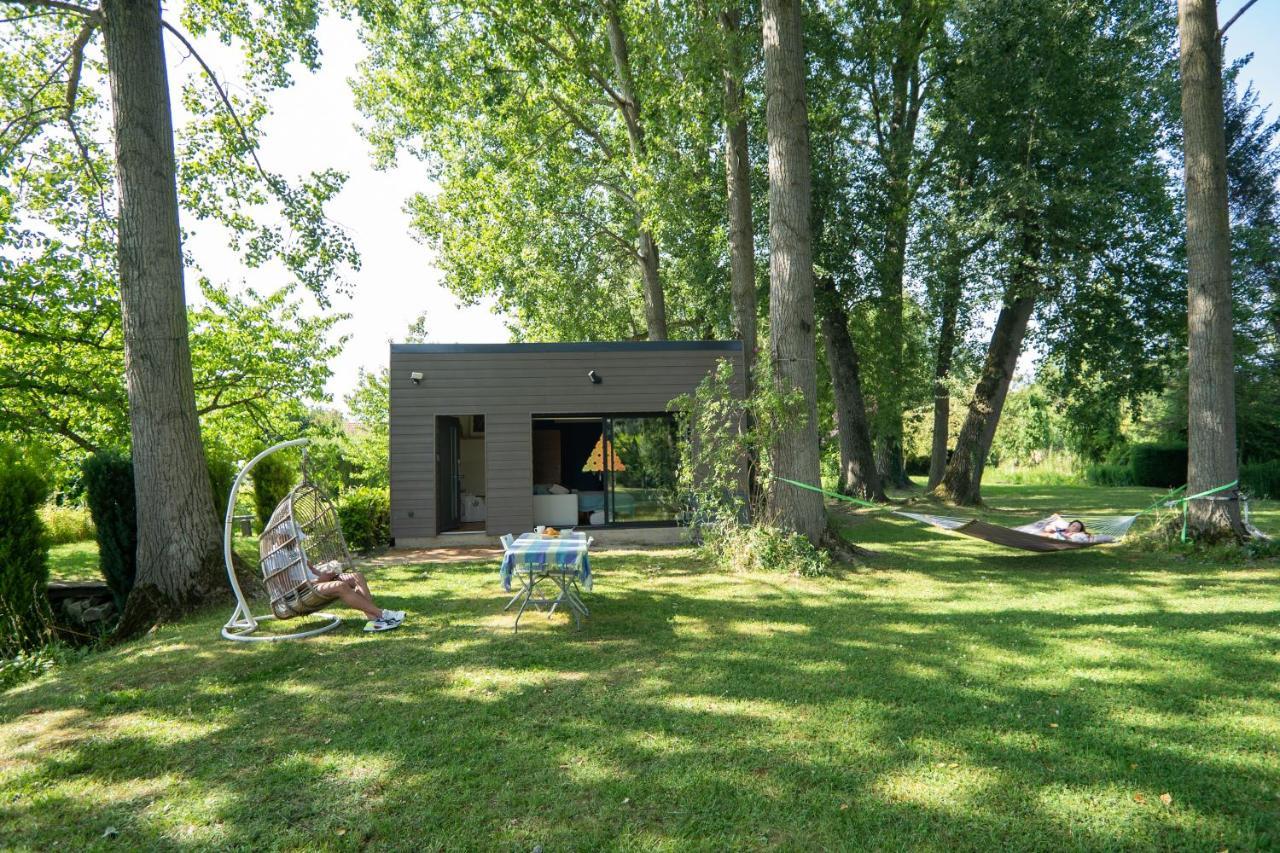Capsule Nature & Photos - Jacuzzi - Netflix & Home Cinema - Ps5 & Jeu Thun-Saint-Martin Exterior photo