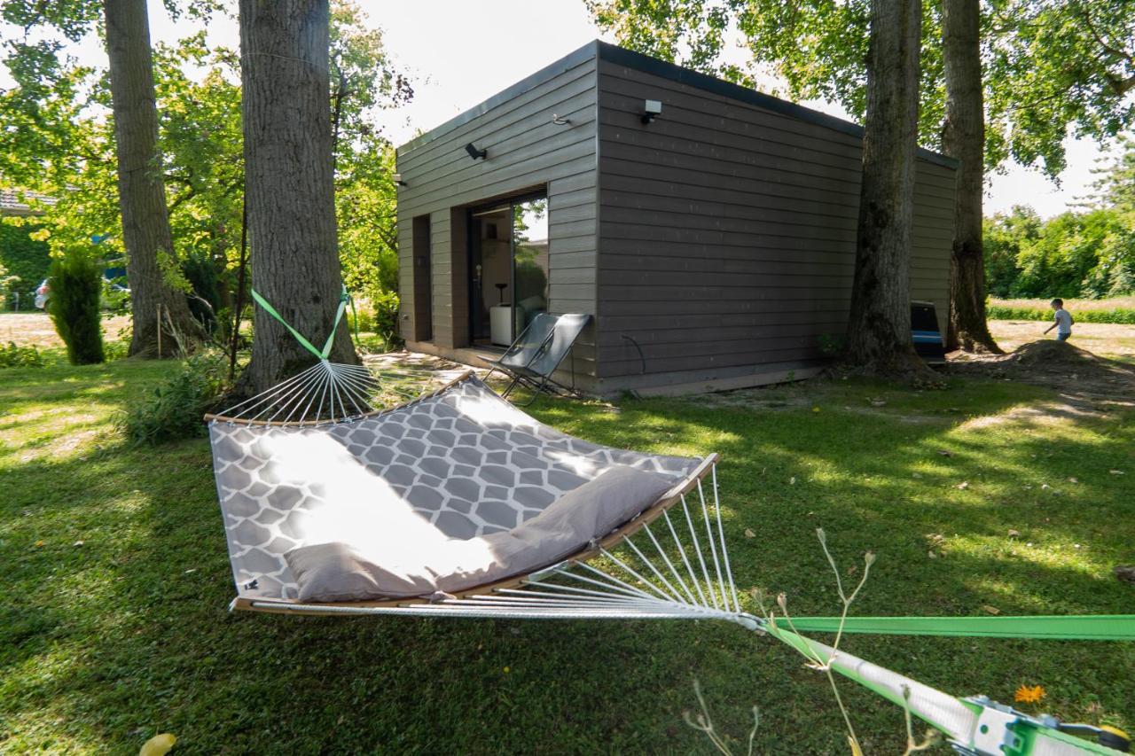 Capsule Nature & Photos - Jacuzzi - Netflix & Home Cinema - Ps5 & Jeu Thun-Saint-Martin Exterior photo